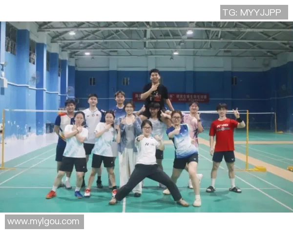 上海羽毛球队灵活性排名第三引发关注助力羽毛球运动发展 上海羽毛球队灵活性排名第三引发关注助力羽毛球运动发展