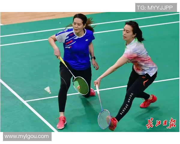 广州羽毛球队与武汉羽毛球队赛后复盘分析团队配合与战术执行的关键因素
