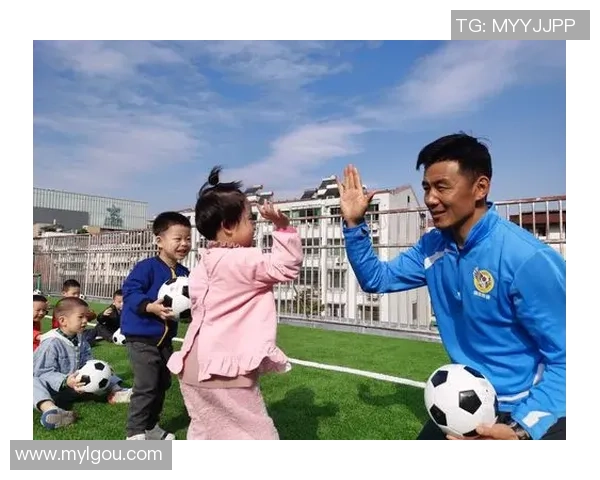 搏乐足球引领新潮流打造全民健身新风尚与快乐体验