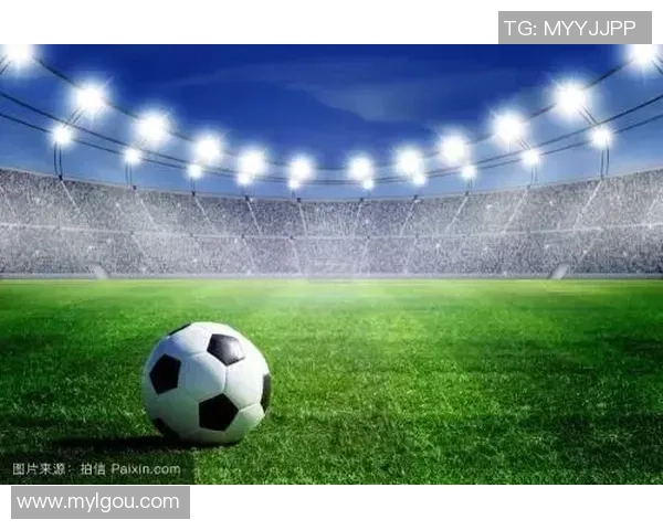 男士足球的魅力与挑战：从技术分析到战术布局的全面探讨